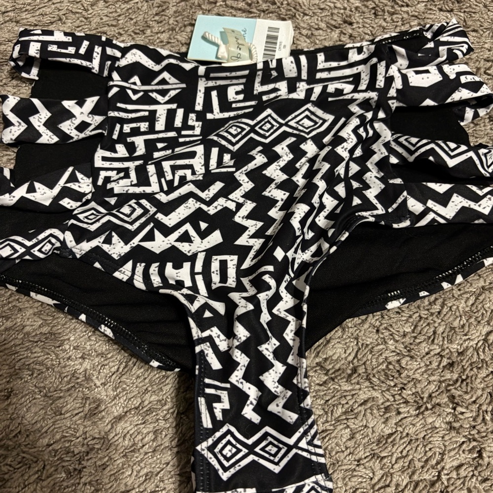 Cupshe Black and White Tribal Swimsuit
